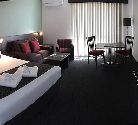 Hunts Hotel Liverpool Casula Exterior photo