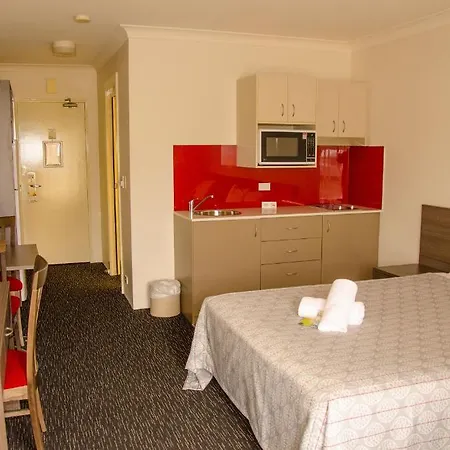 Hunts Hotel Liverpool Casula Room photo
