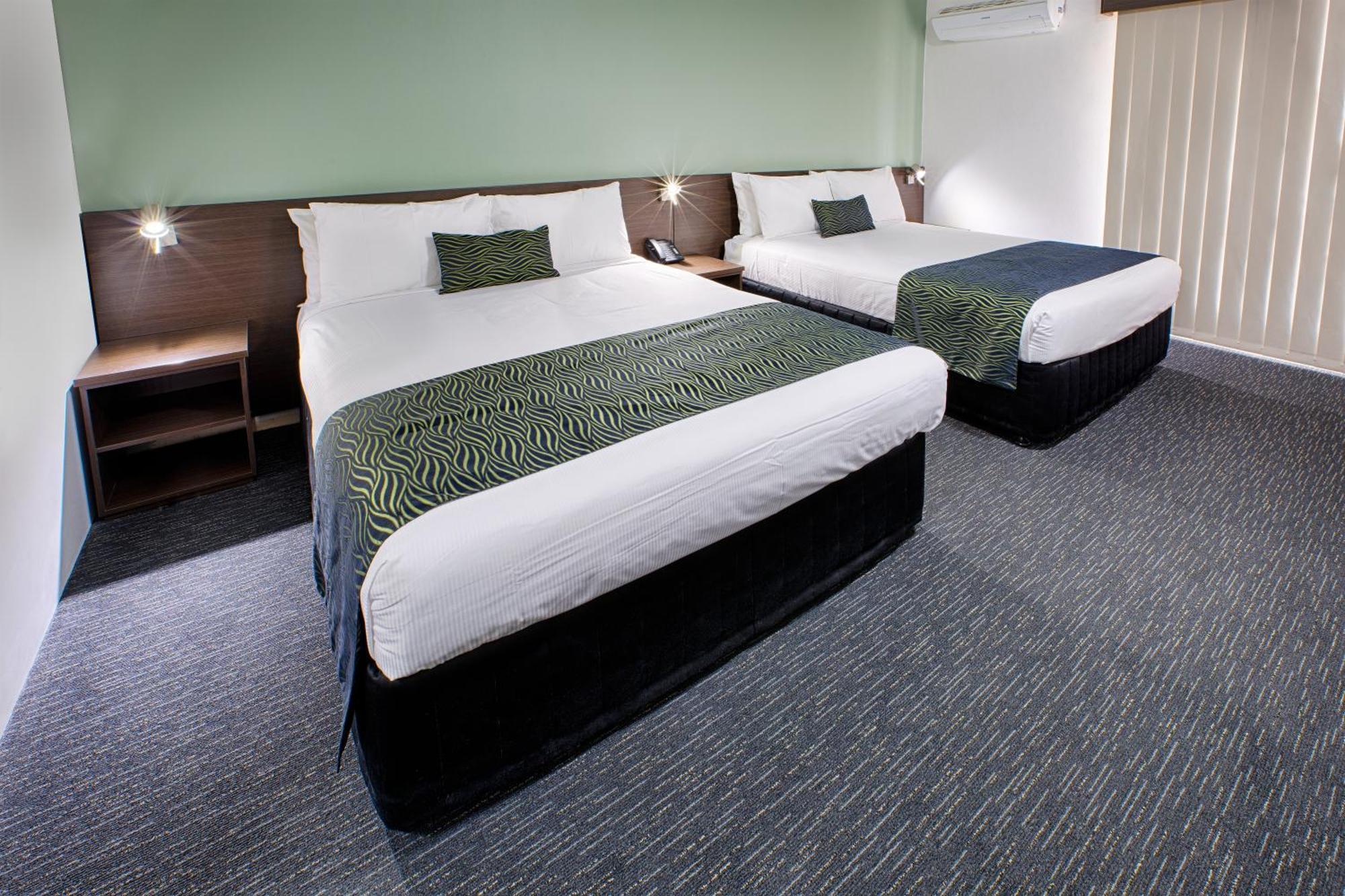 Hunts Liverpool Hotel Casula